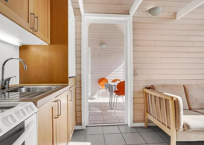 Dom wakacyjny In With Kitchen Hadsund